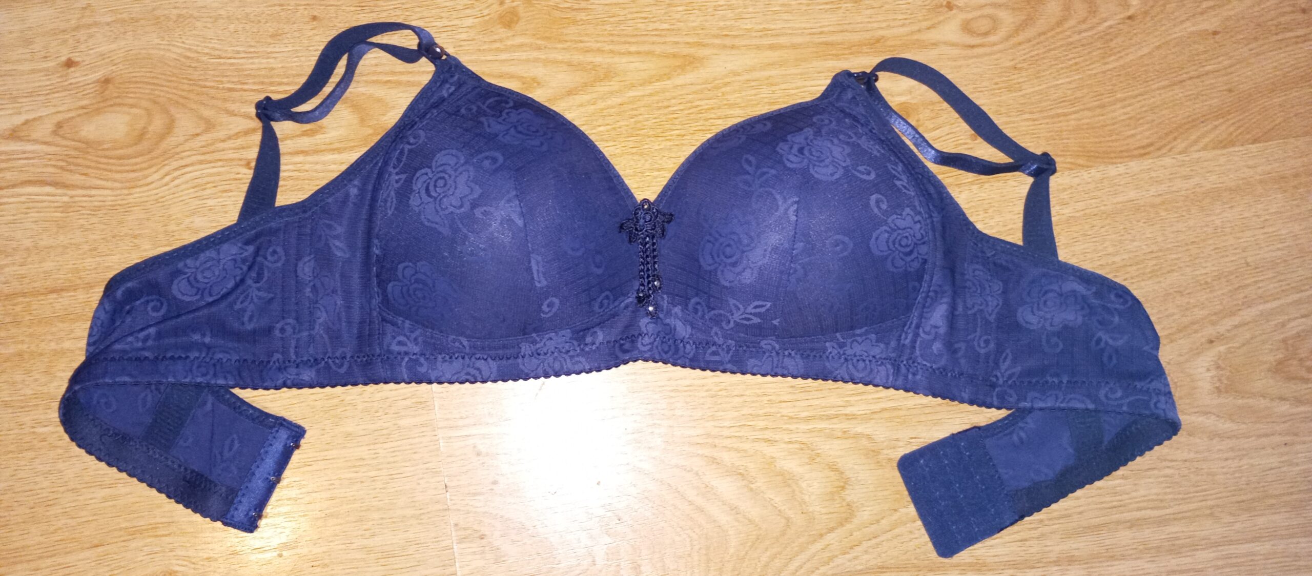 Modrá nošená podprsenka D