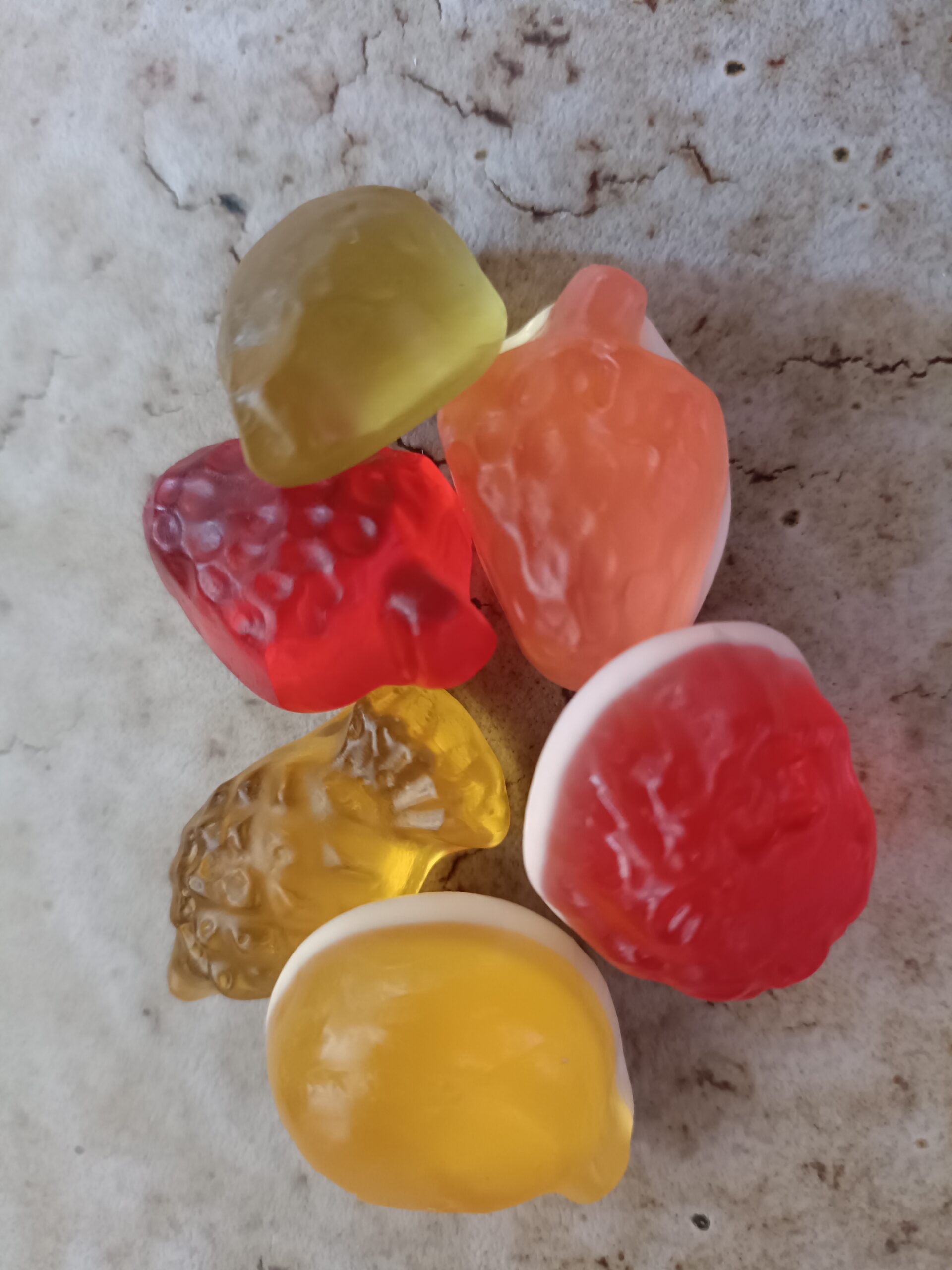 Bonbóny s příchutí kundy.nebo.pissu