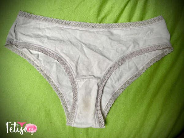 Bílé kalhotky nošené🥰