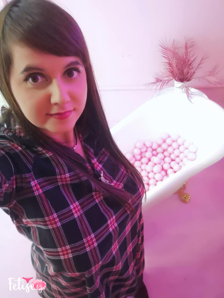 kdo ma zajem o ponozky co mam aktualne na sobe za 500